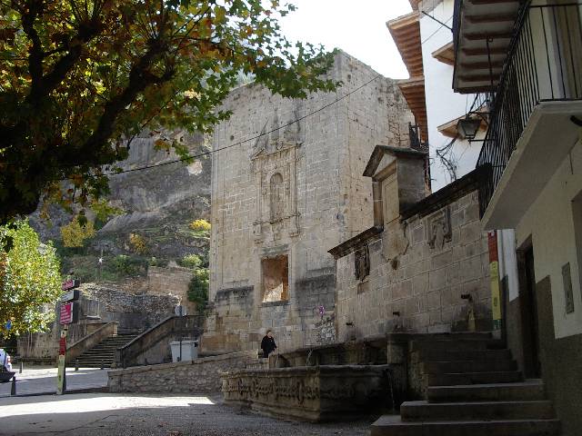 Cazorla : fontaine, plazza de Santa Maria