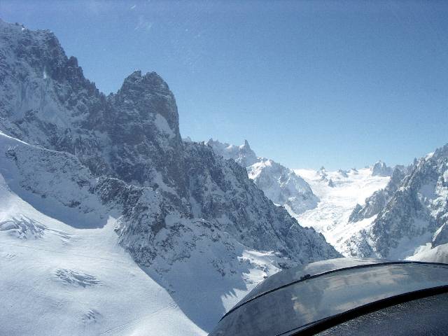 L'aiguille du Dr� et la dent du G�ant (74).