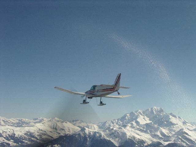 Retour vers Meg�ve : vol en patrouille.